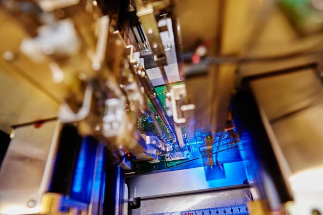 VDL Groep renforce sa position dans le secteur électronique avec le rachat de Rena
