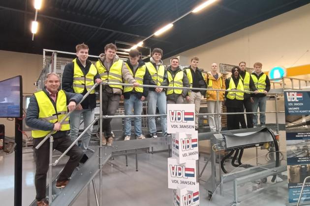 Enthusiastic Visit from HAN at VDL Jansen